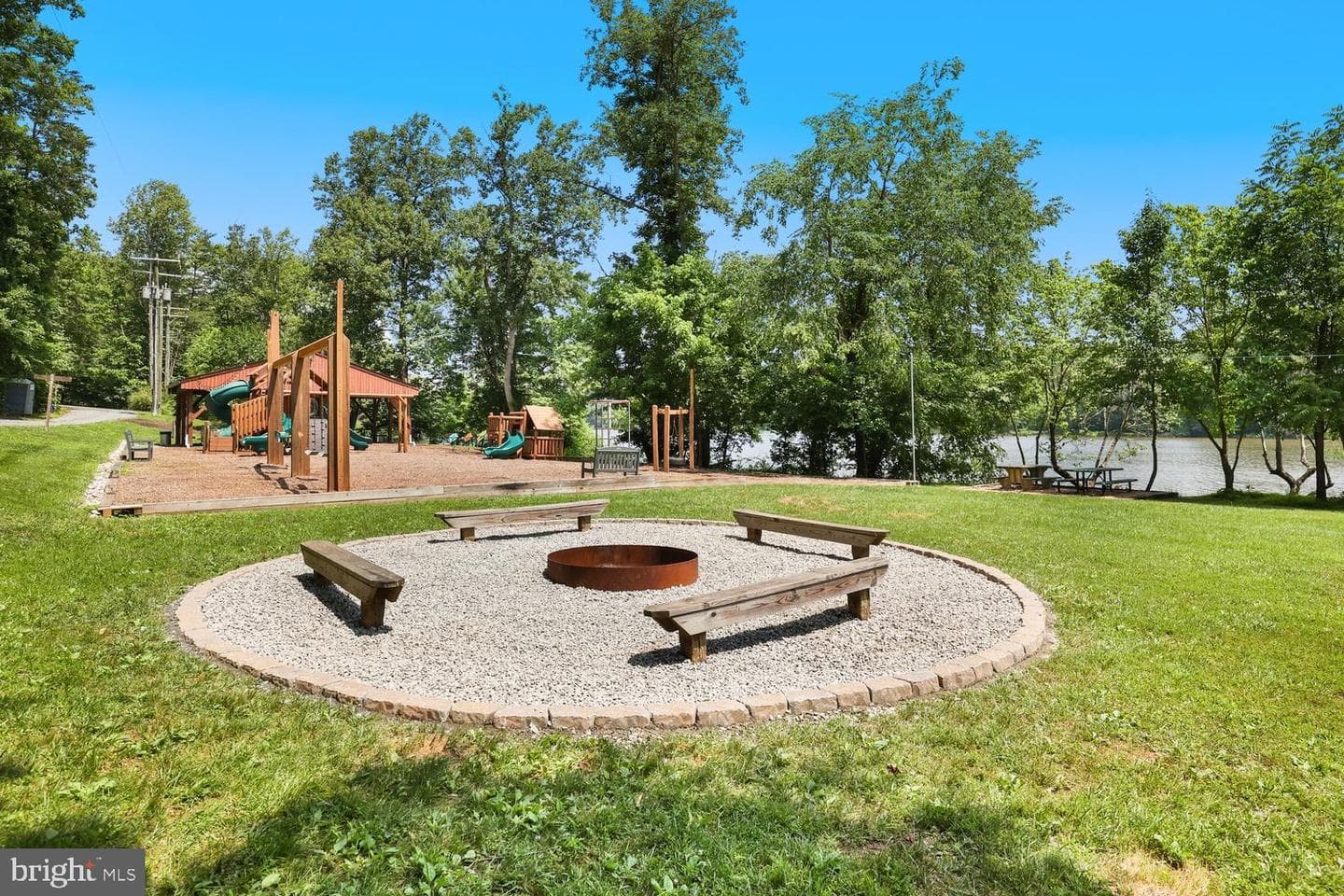 6270 Occoquan Forest Drive photo 45