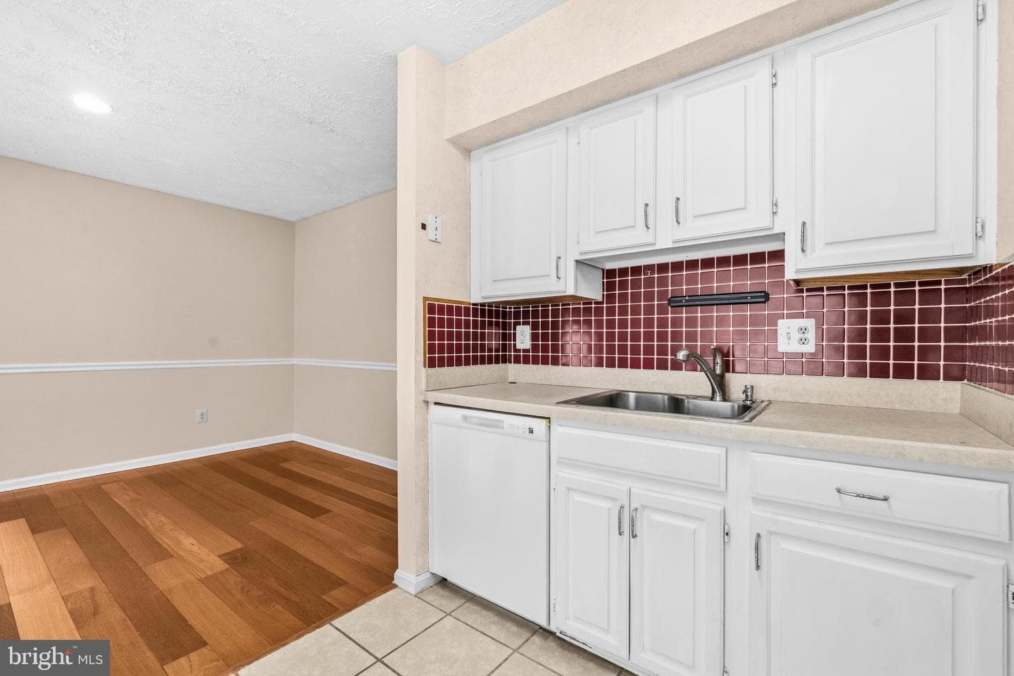 7764 Black Horse Ct photo 13