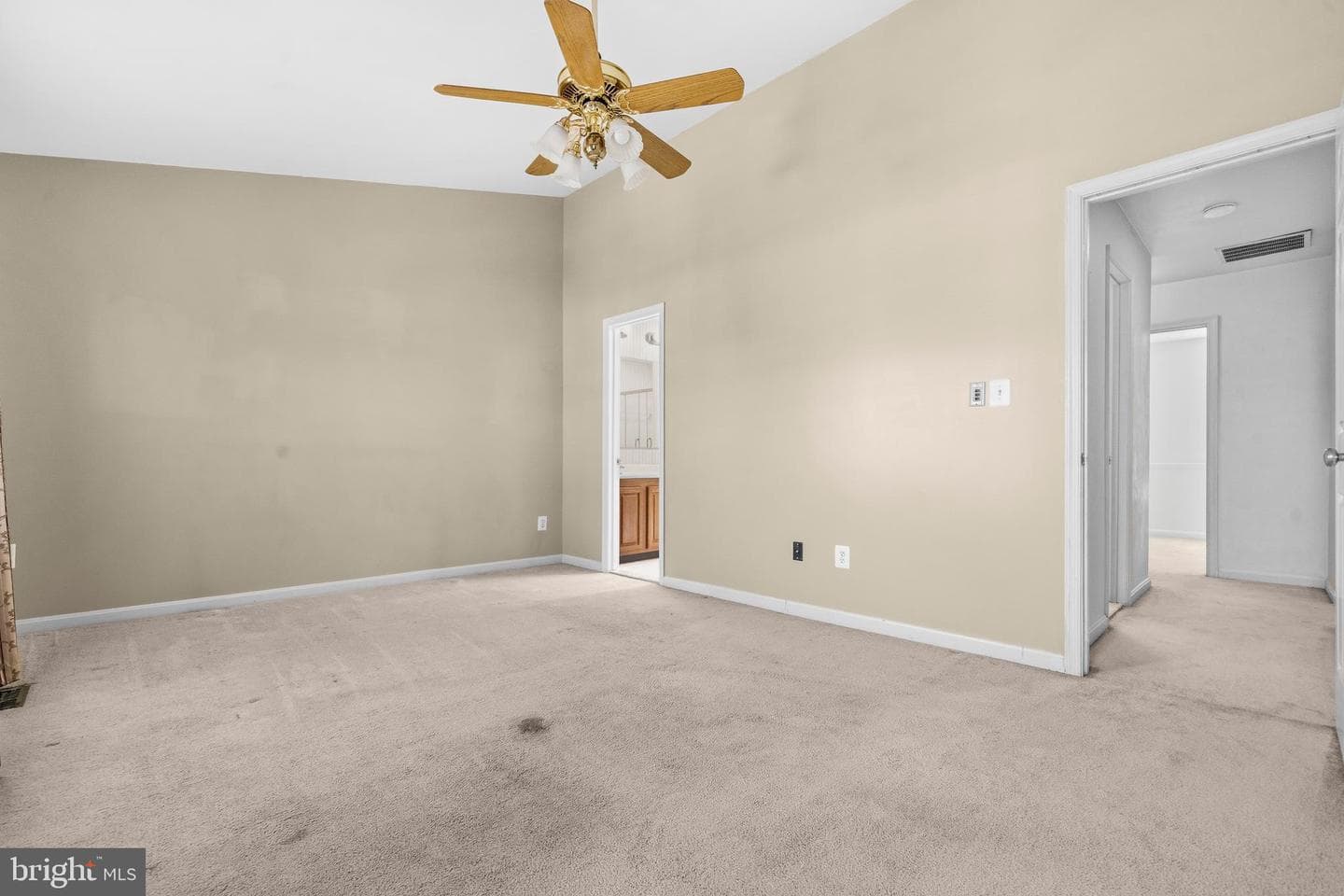 7764 Black Horse Ct photo 23