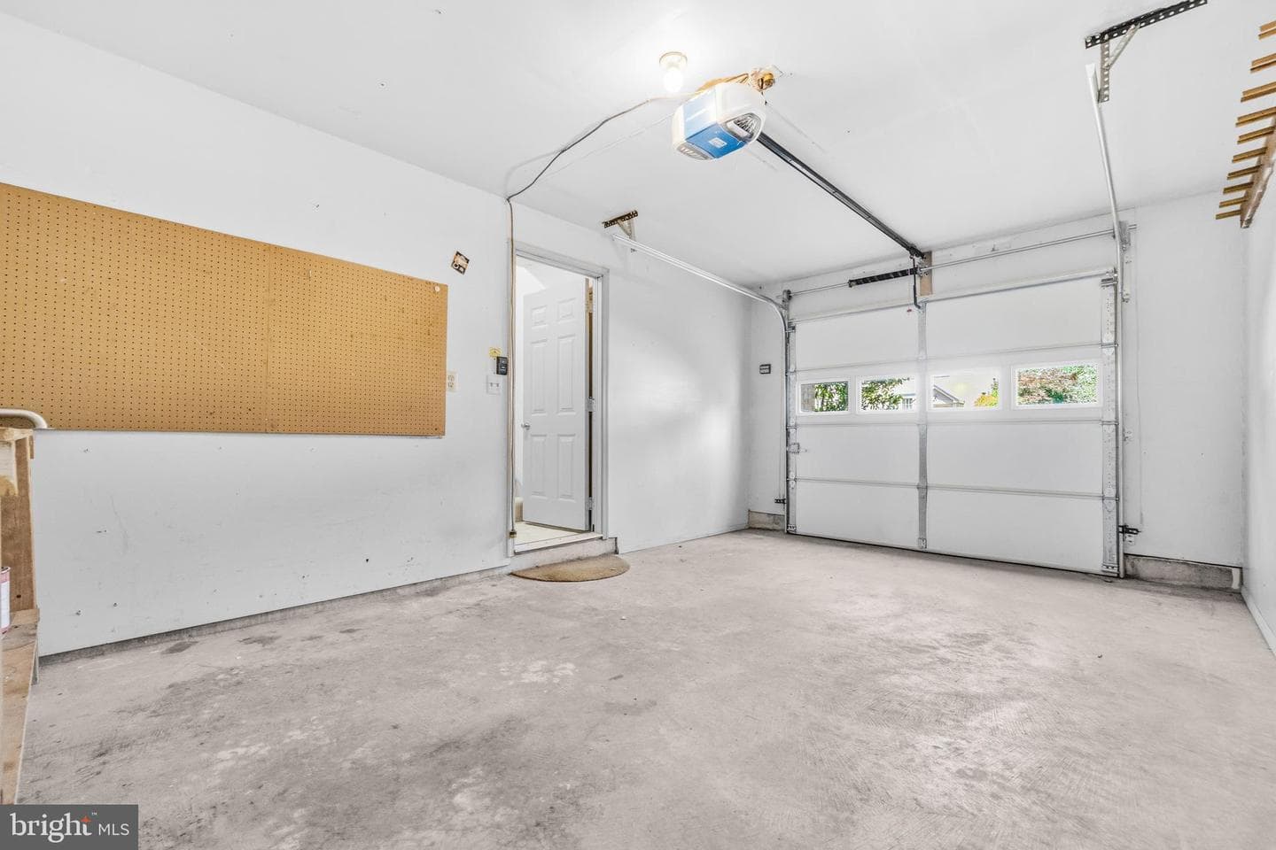 7764 Black Horse Ct photo 38
