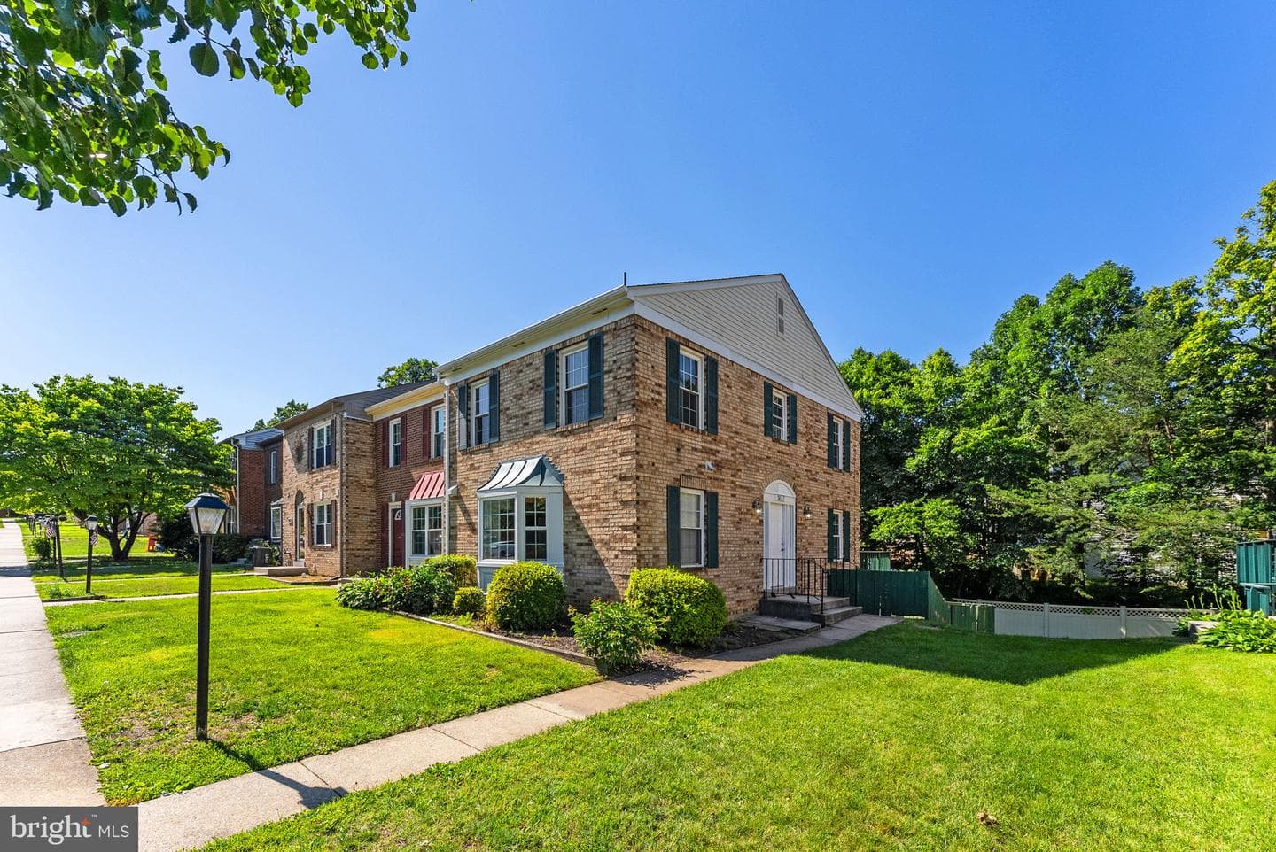 2857 Bowes Lane photo 2
