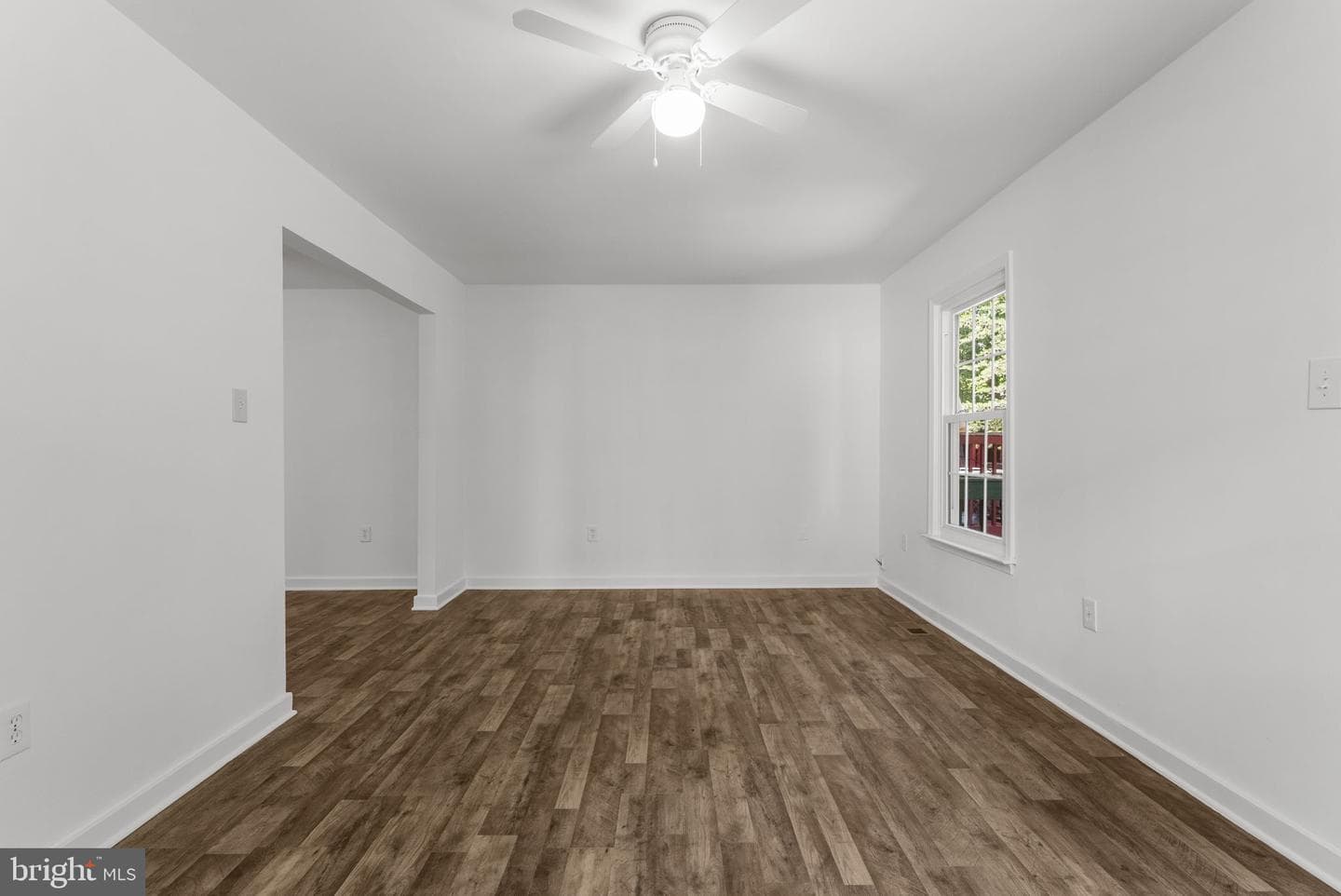 2857 Bowes Lane photo 20