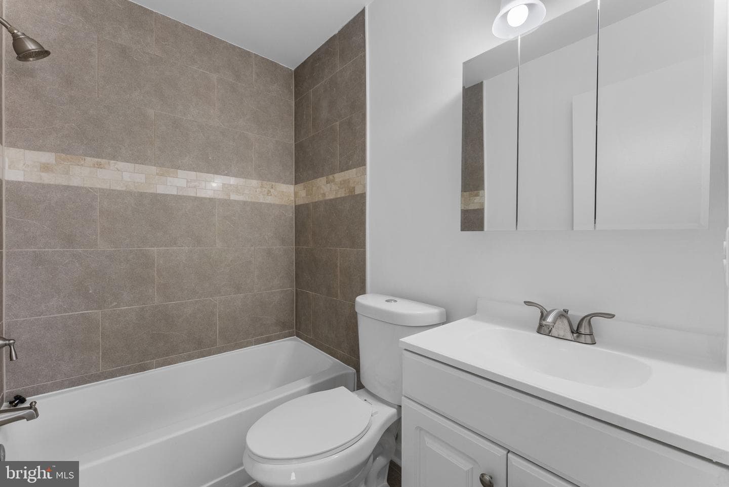 2857 Bowes Lane photo 26