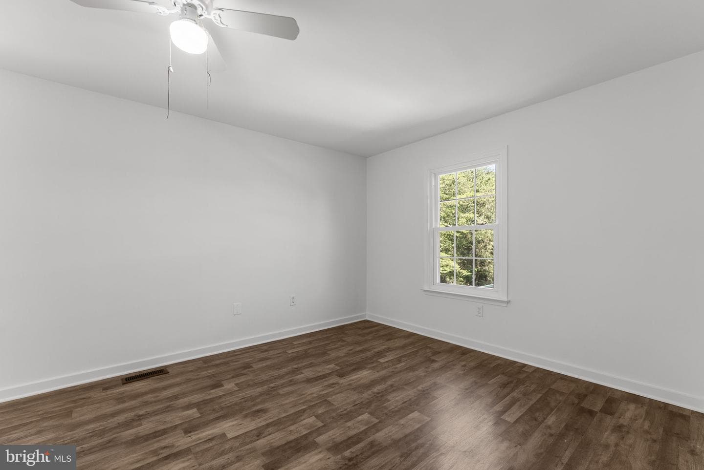 2857 Bowes Lane photo 28