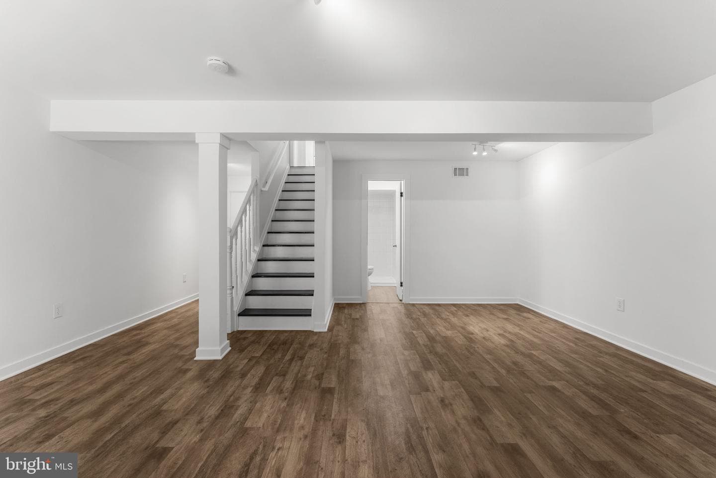 2857 Bowes Lane photo 31