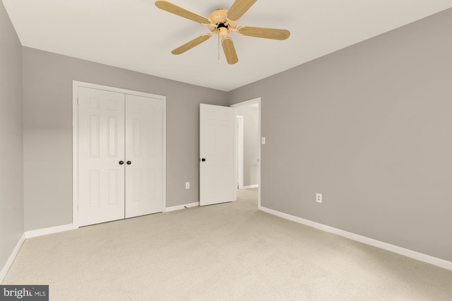 13581 Castlebridge Lane photo 36