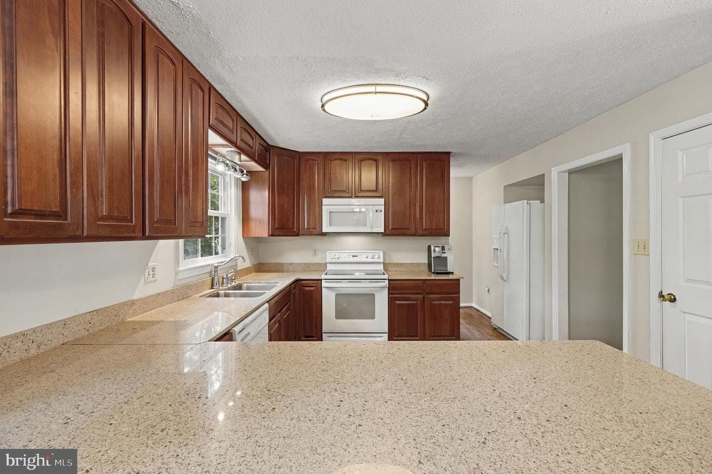 4497 Peach Court photo 10