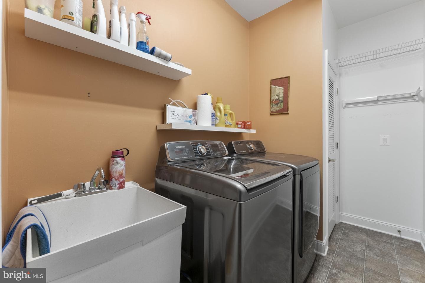 5219 Armour Court photo 9