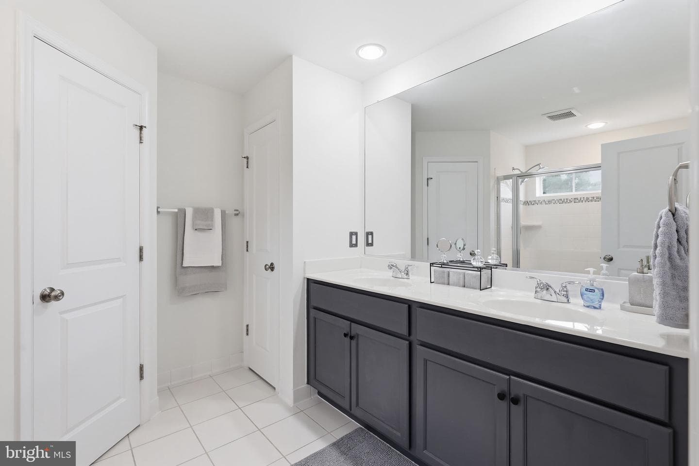8112 Honey Bee Way photo 20