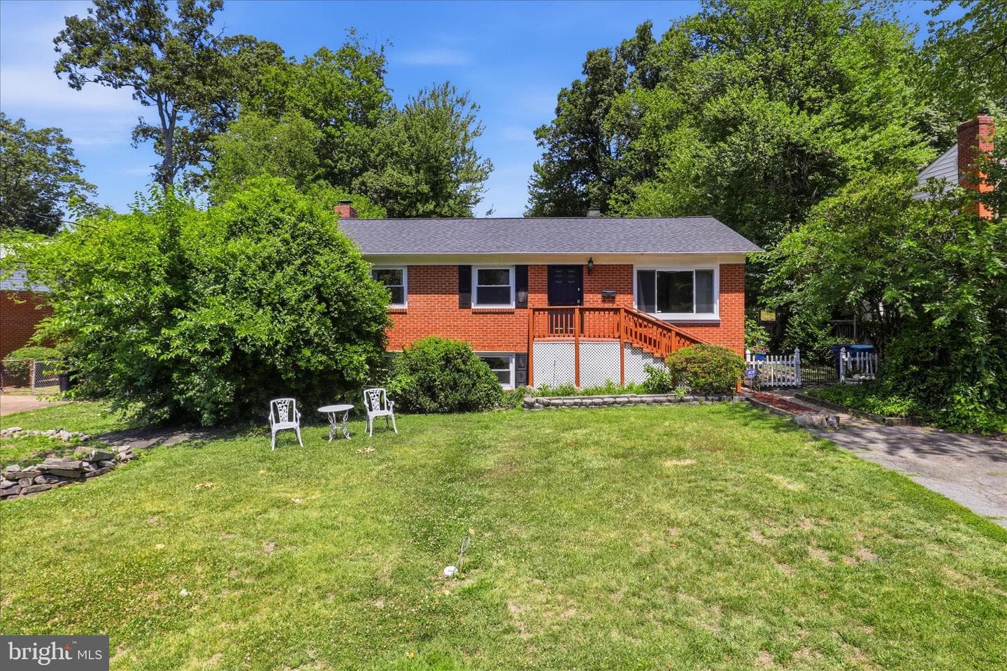 2311 W Longview Drive photo 2