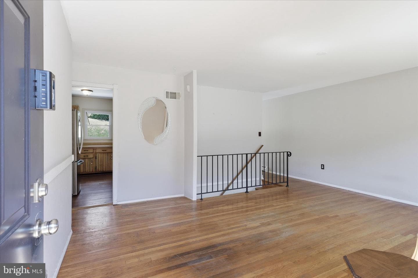 2311 W Longview Drive photo 5