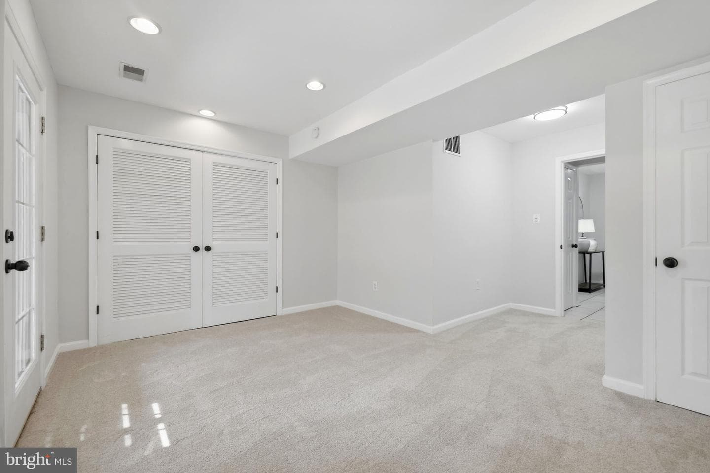 7011 Village Stream Place photo 47