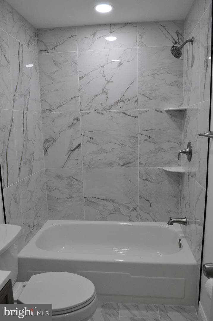 7504 Clemson Court photo 15