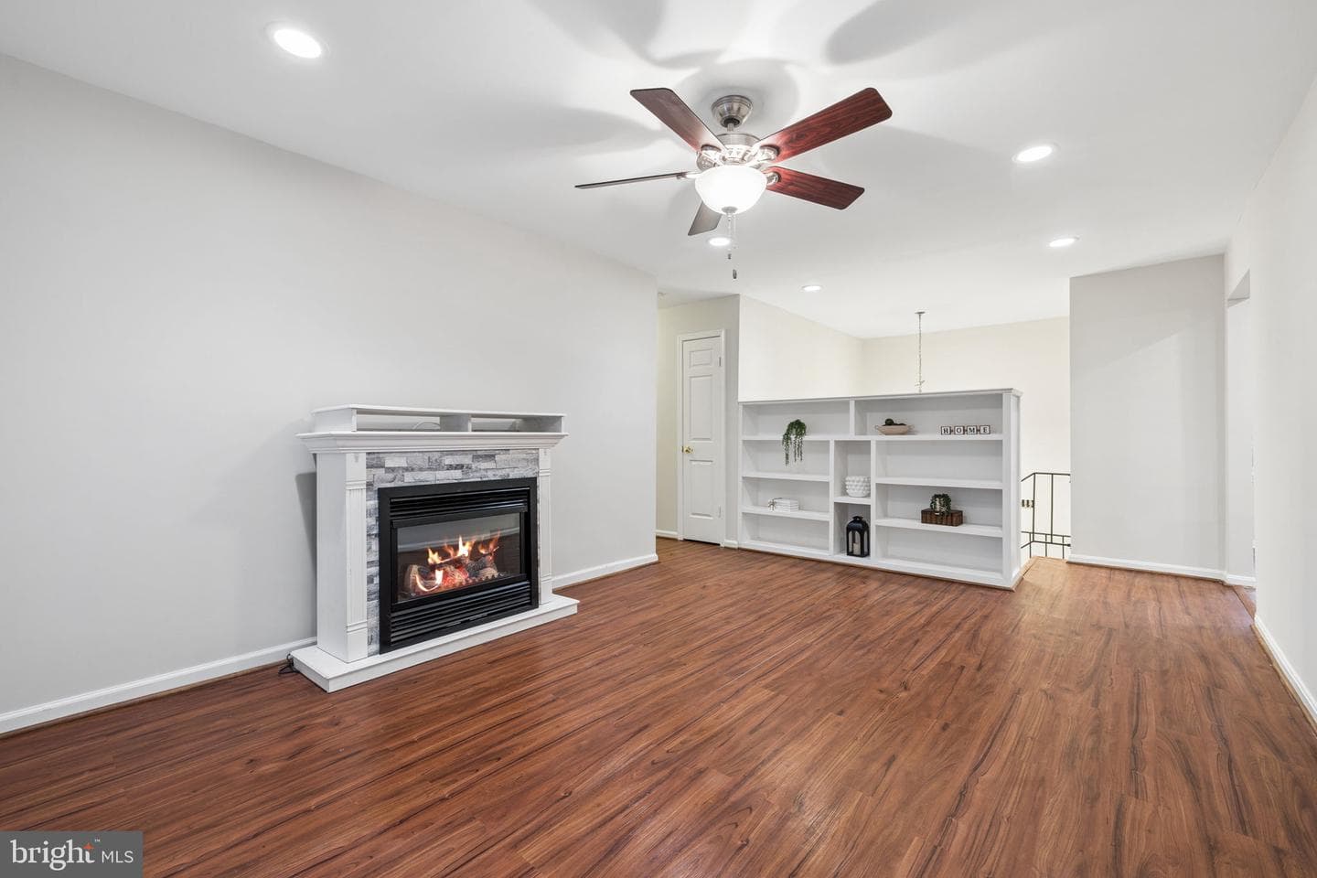 16011 Prestwick Court photo 6