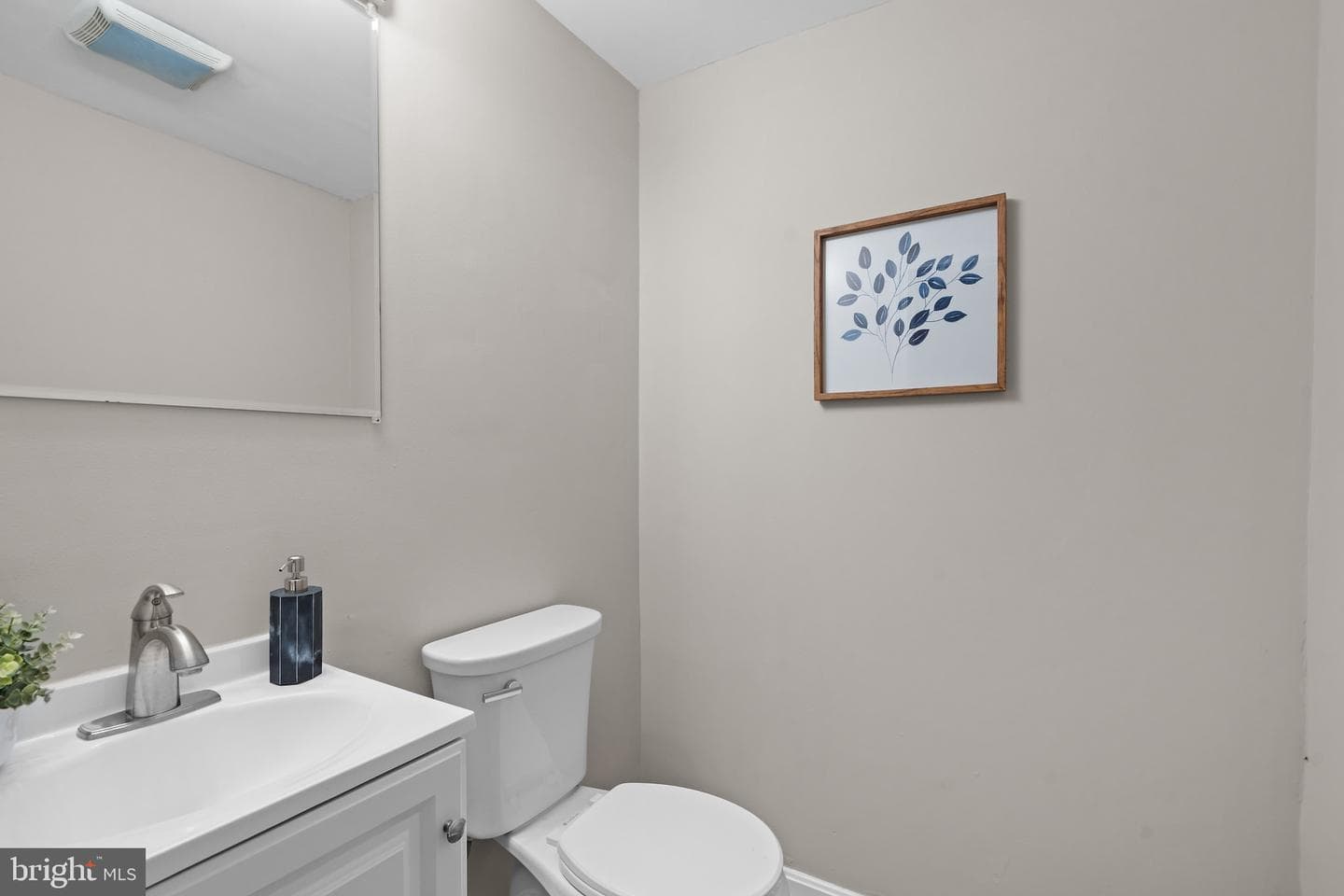 1701 Wigglesworth Way photo 26