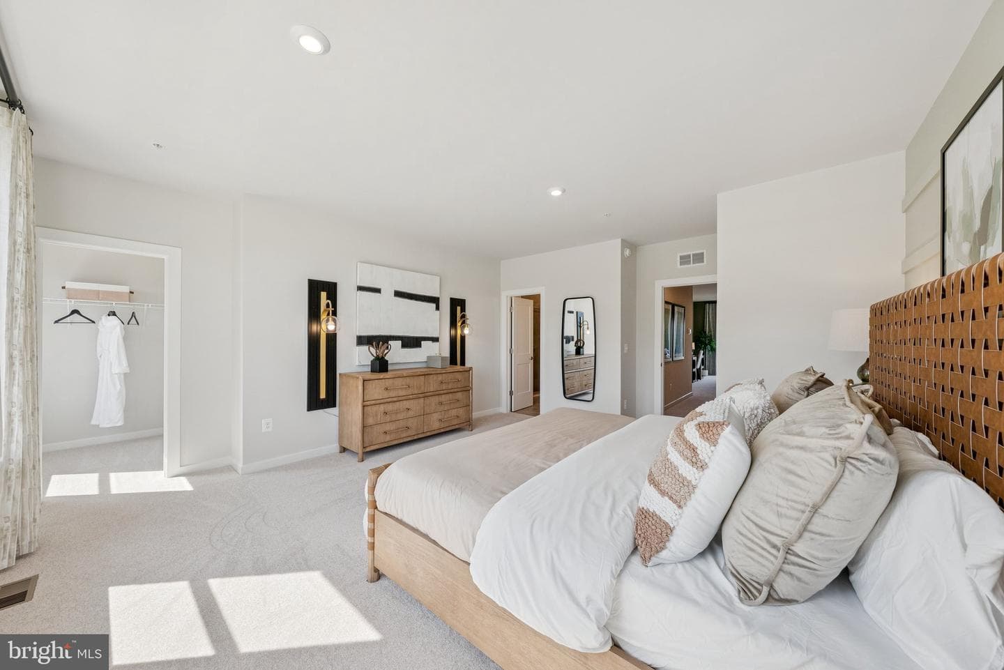 11025 Joslin Street photo 18