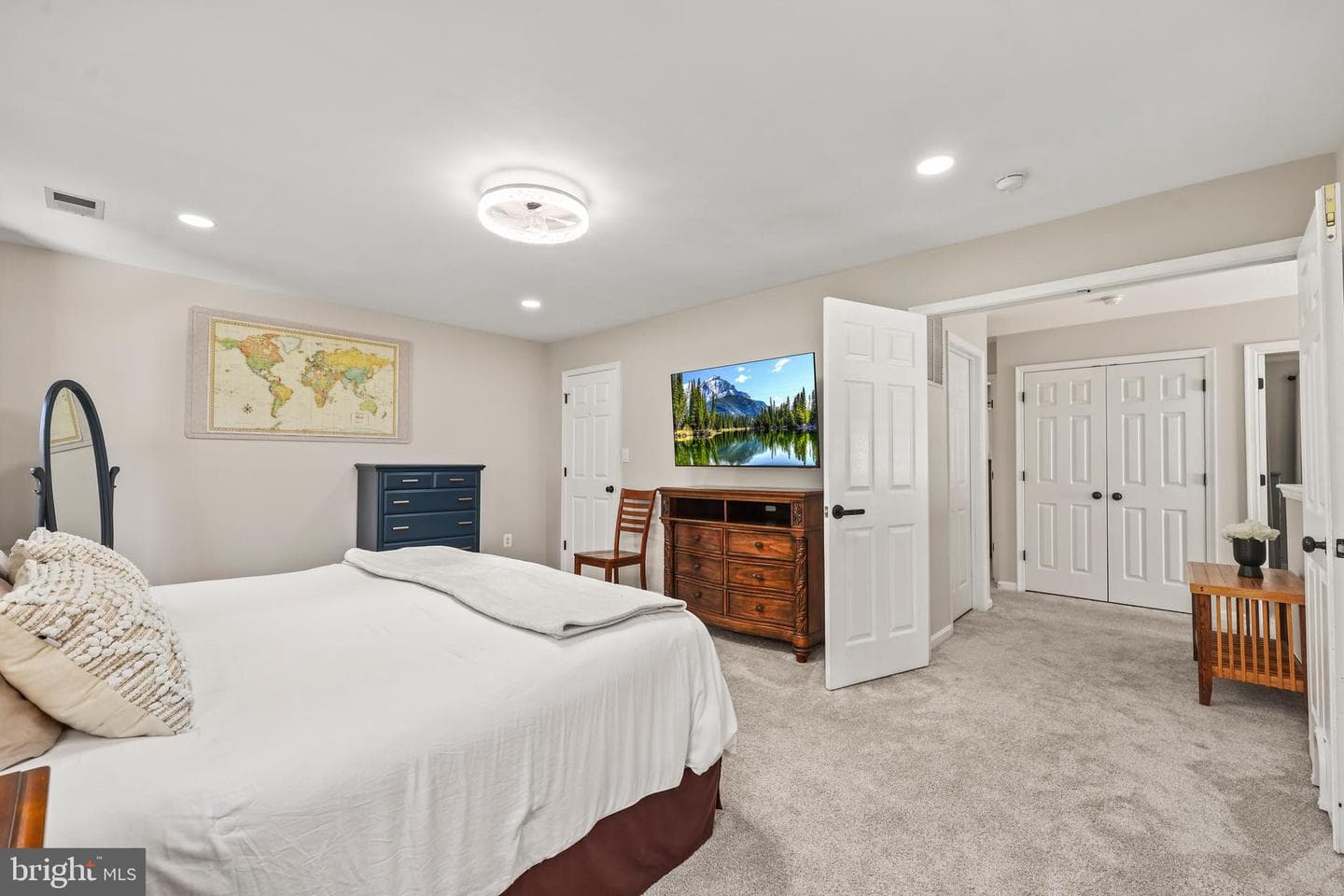 8645 Webster Tavern Way photo 19