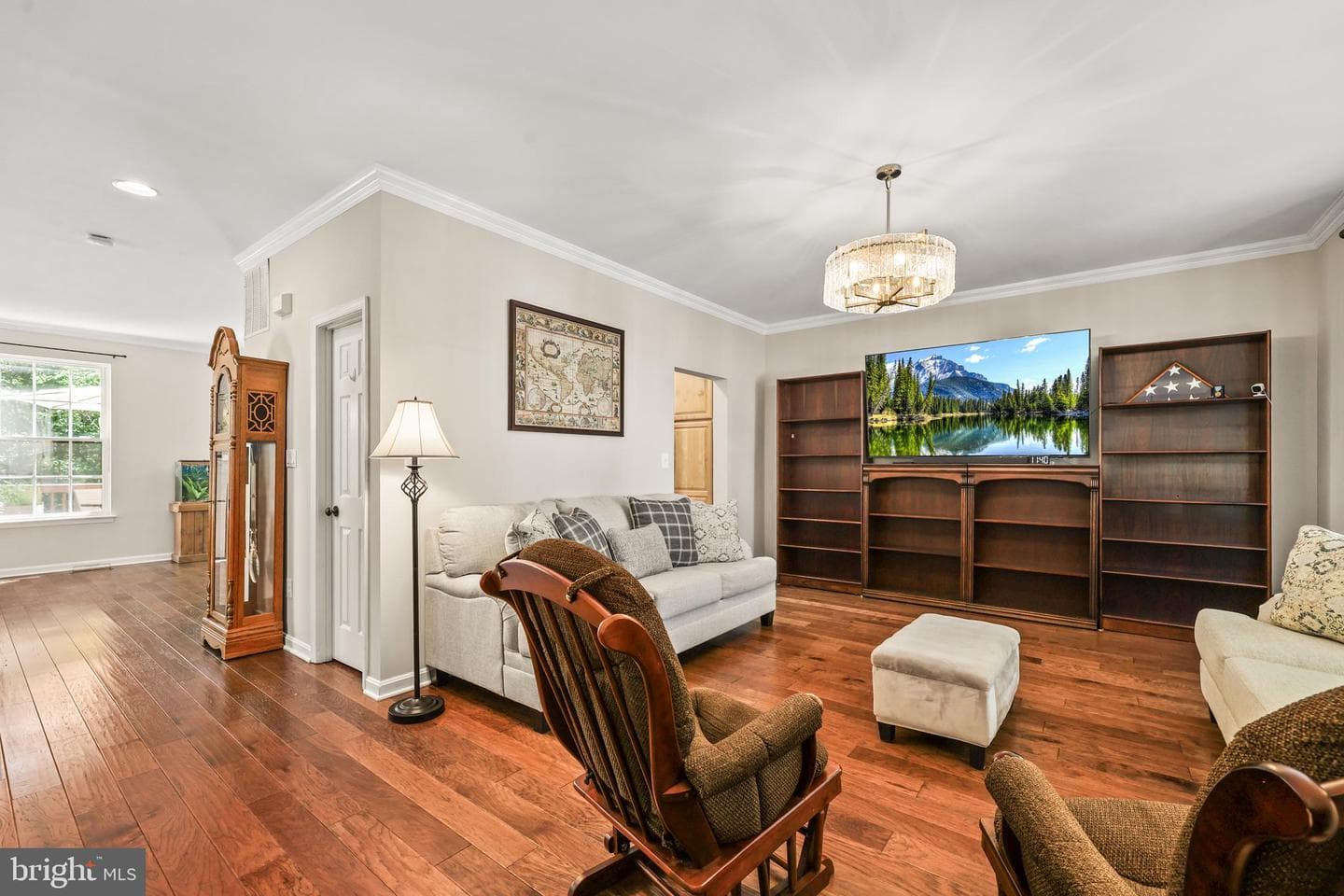 8645 Webster Tavern Way photo 5