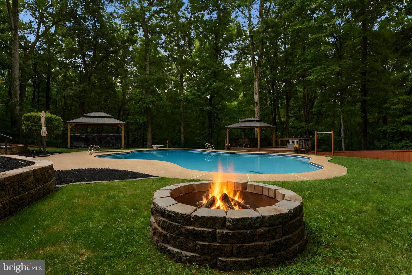 6161 Hemlock Court photo 46