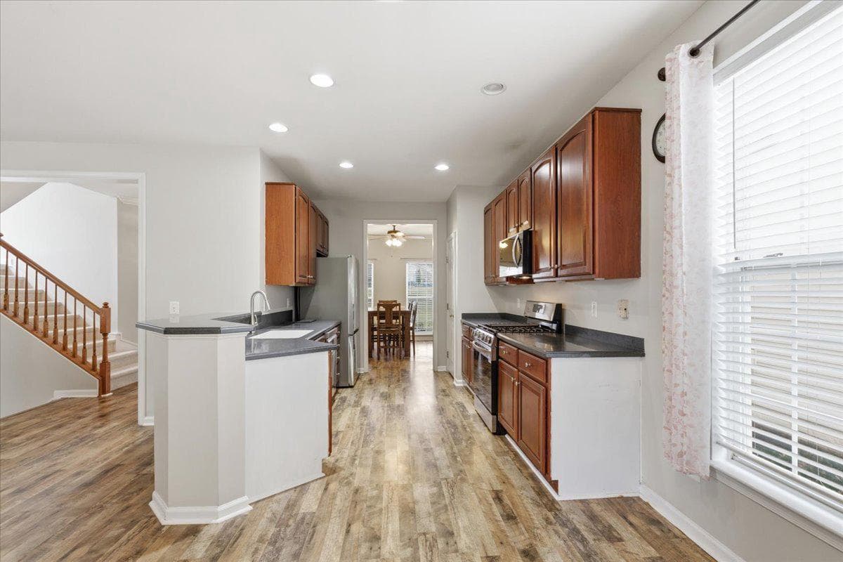 17037 Loftridge Ln photo 14