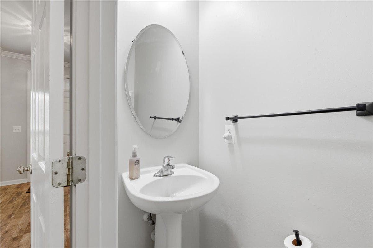 17037 Loftridge Ln photo 23