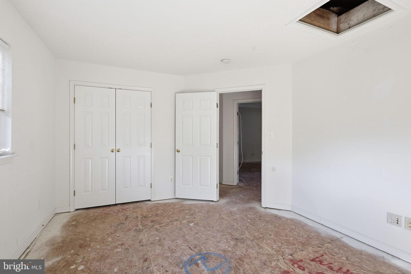 1595 Heron Way photo 25