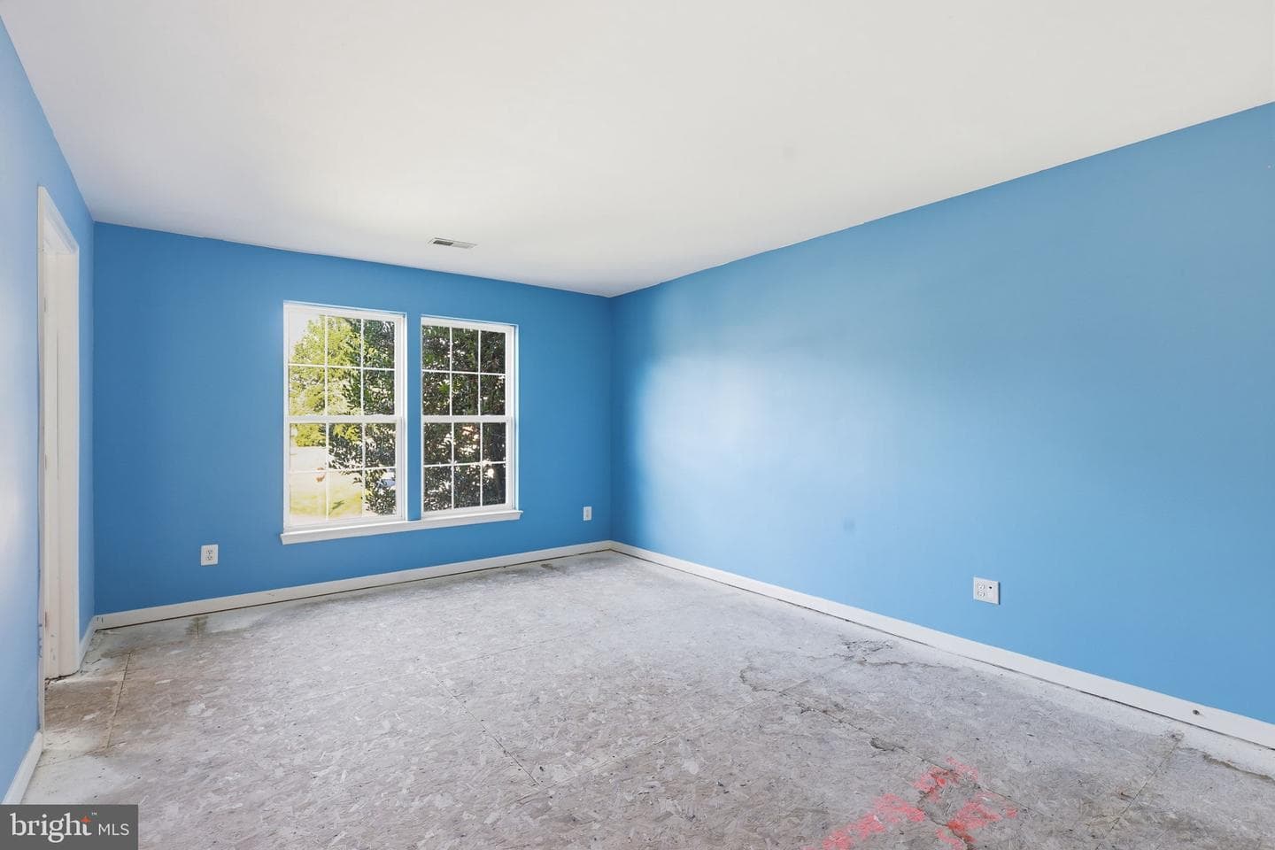 1595 Heron Way photo 30