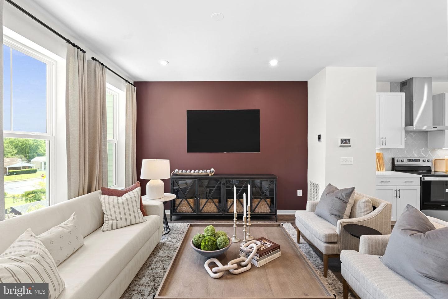 16992 Alicia Avenue photo 12