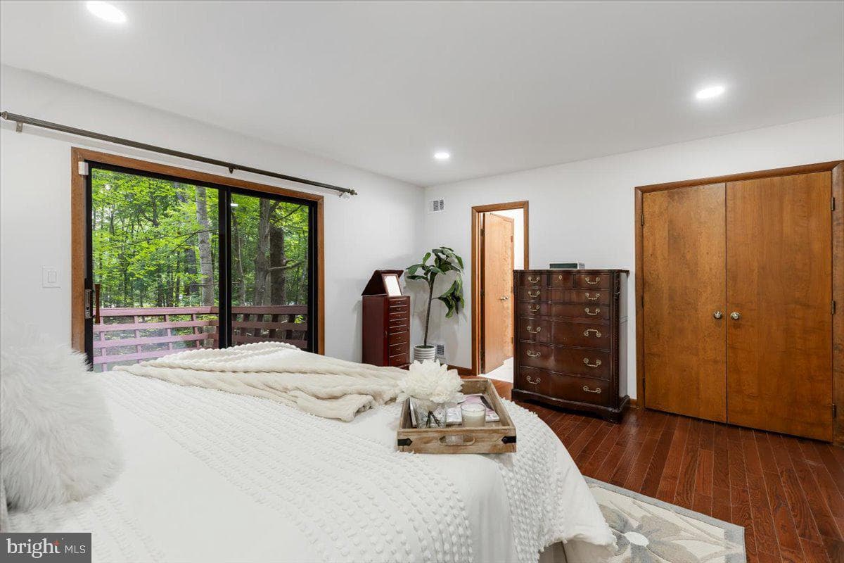 12212 Woodlark Court photo 24