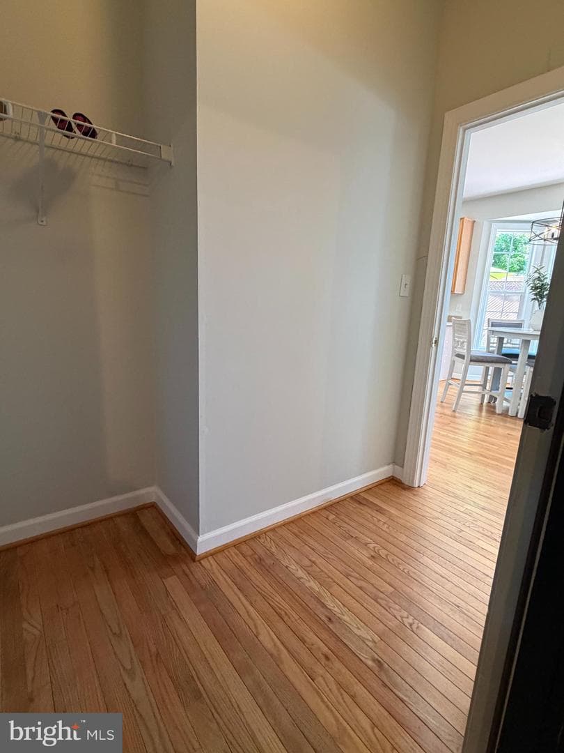 6000 Lyceum Lane photo 32
