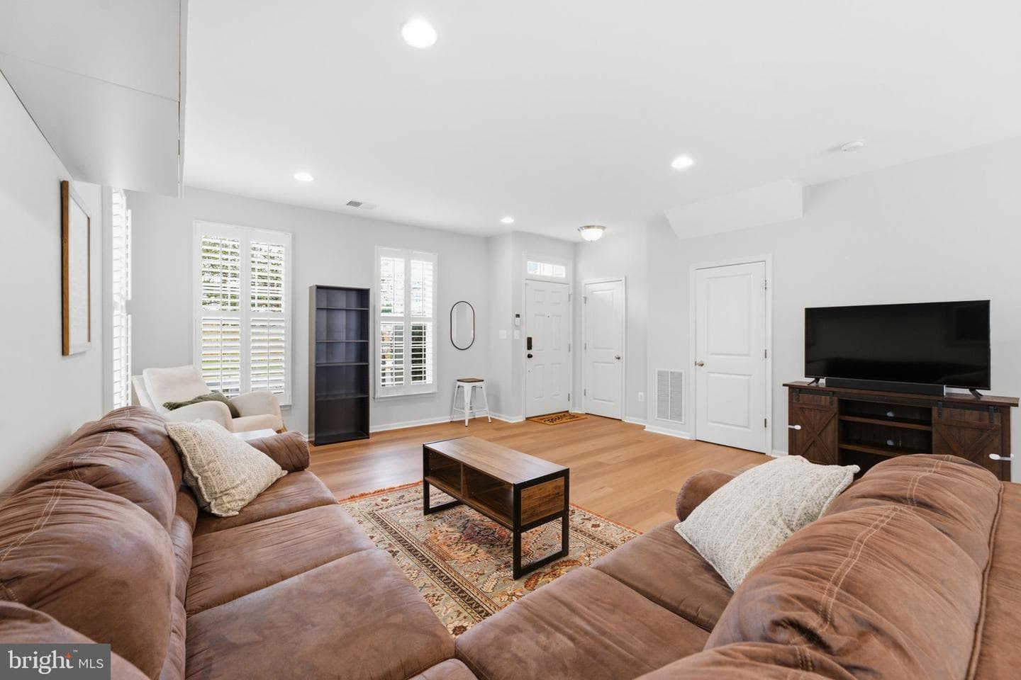 9320 Alvyn Lake Circle photo 9