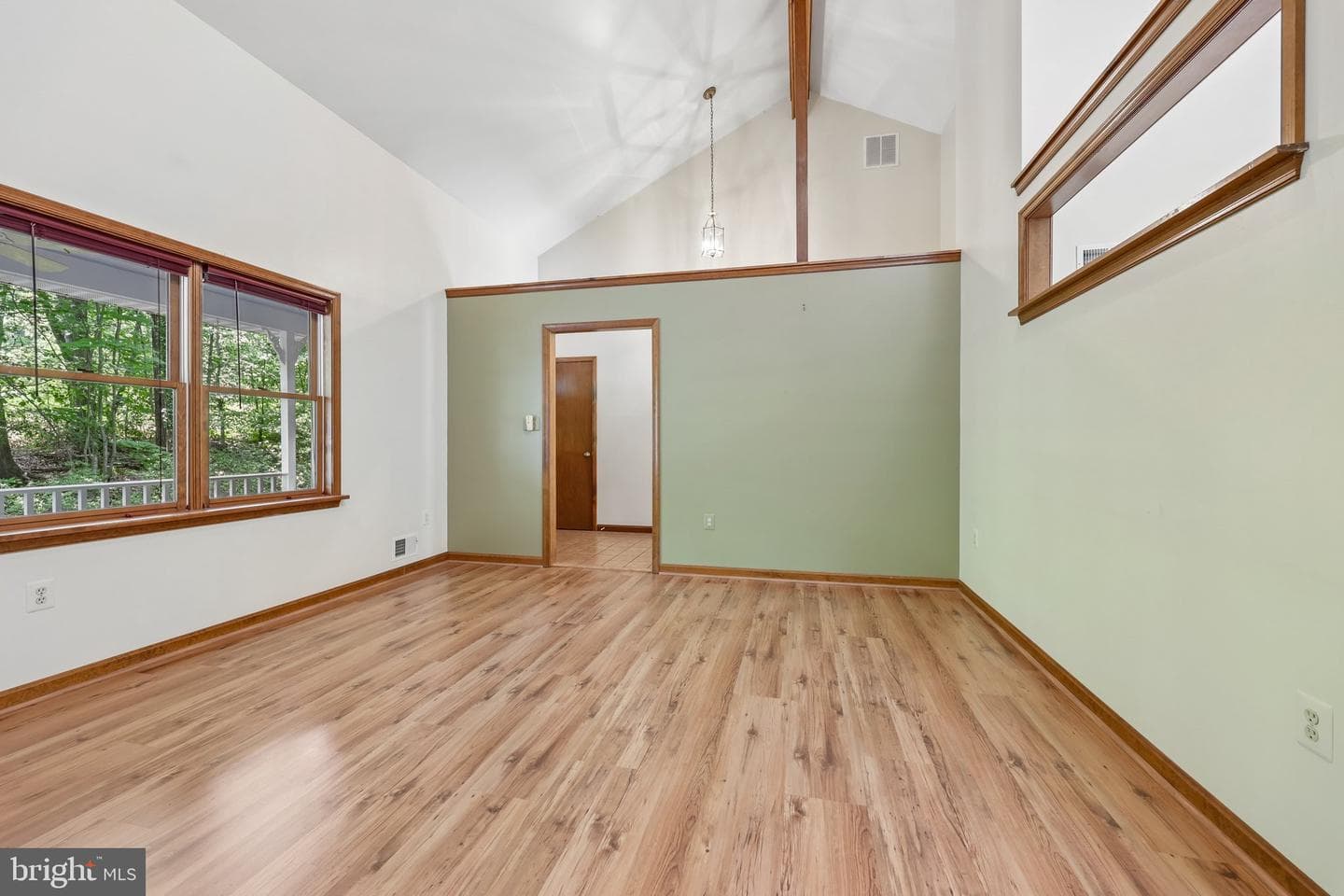 13437 Bristow Road photo 13