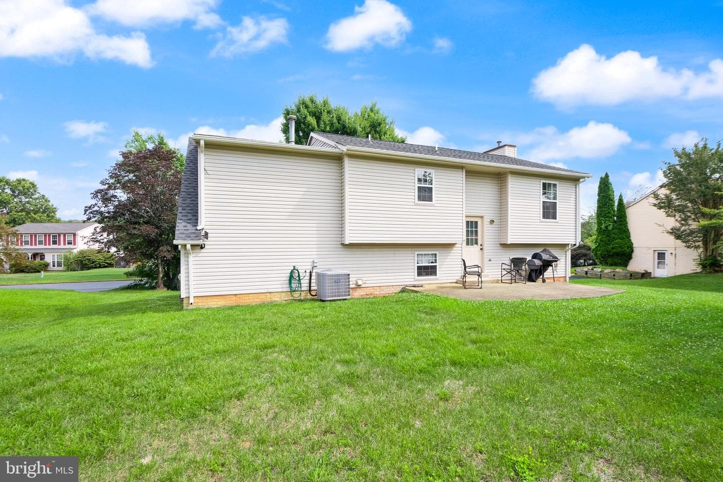 5793 Rockcliff Lane photo 27