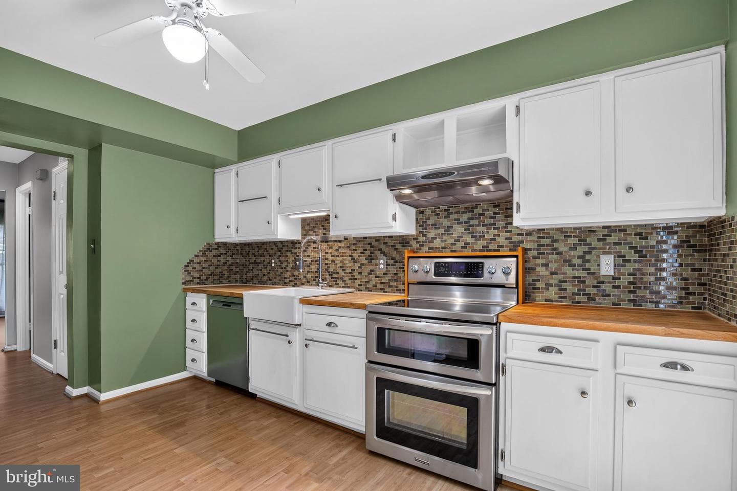 12104 Winona Drive photo 10