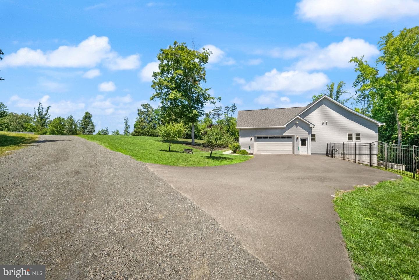 11677 Kahns Road photo 7