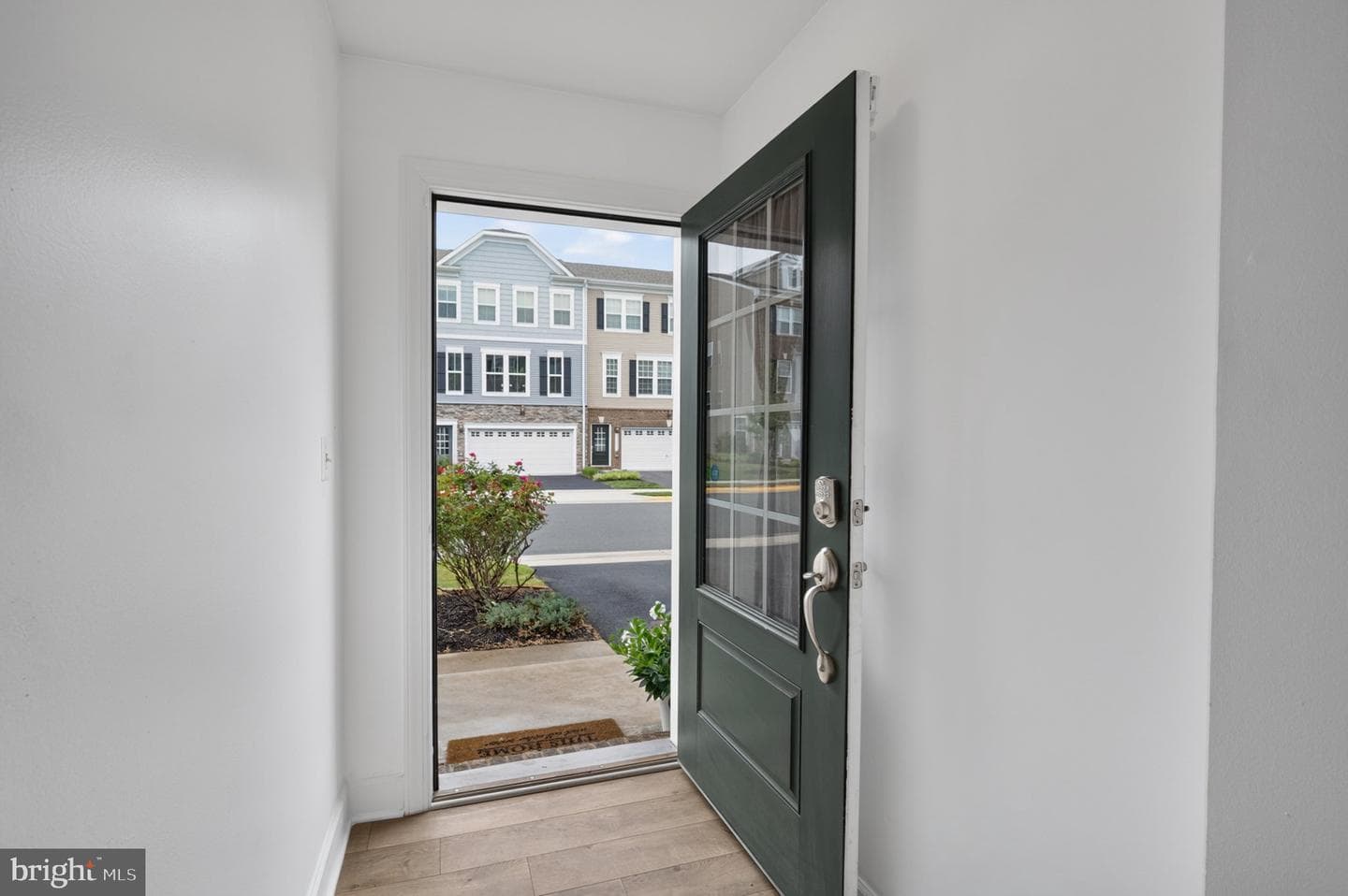 10606 Hinton Way photo 5