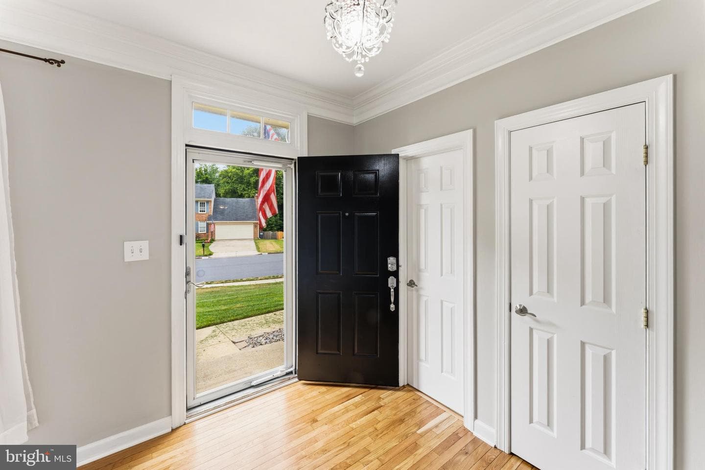 16645 Caxton Place photo 4
