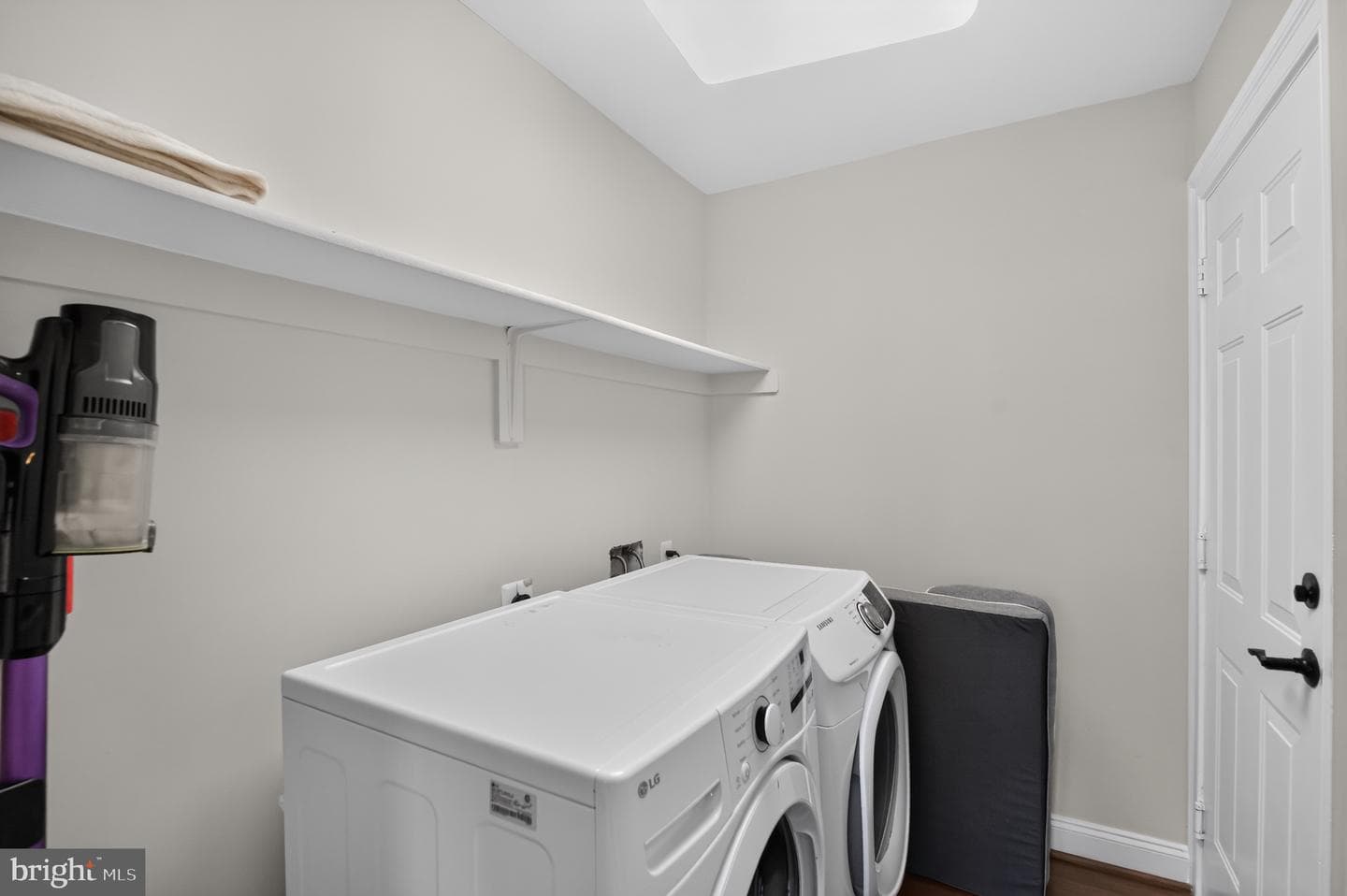 5434 Sherman Oaks Court photo 14