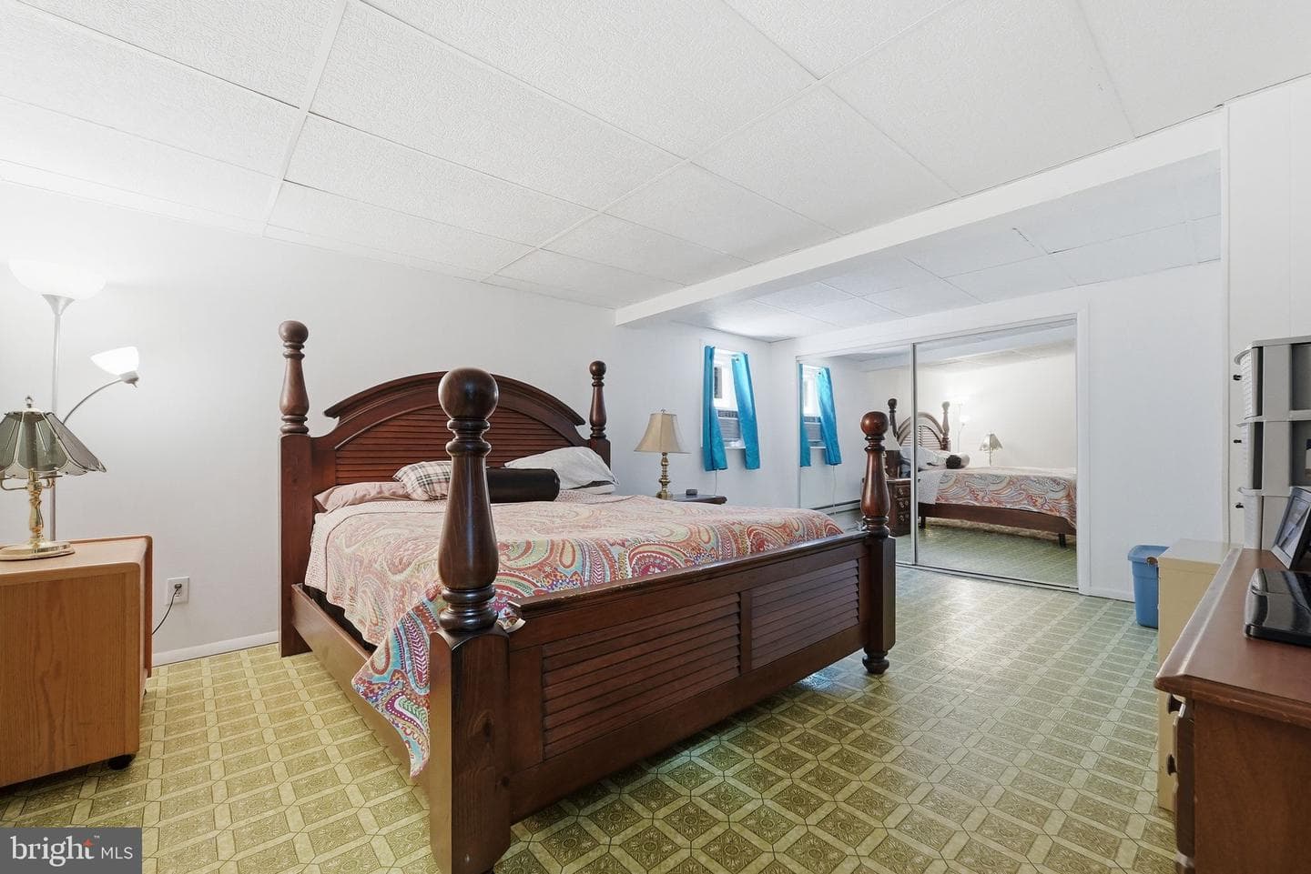 2208 Emporia Street photo 24