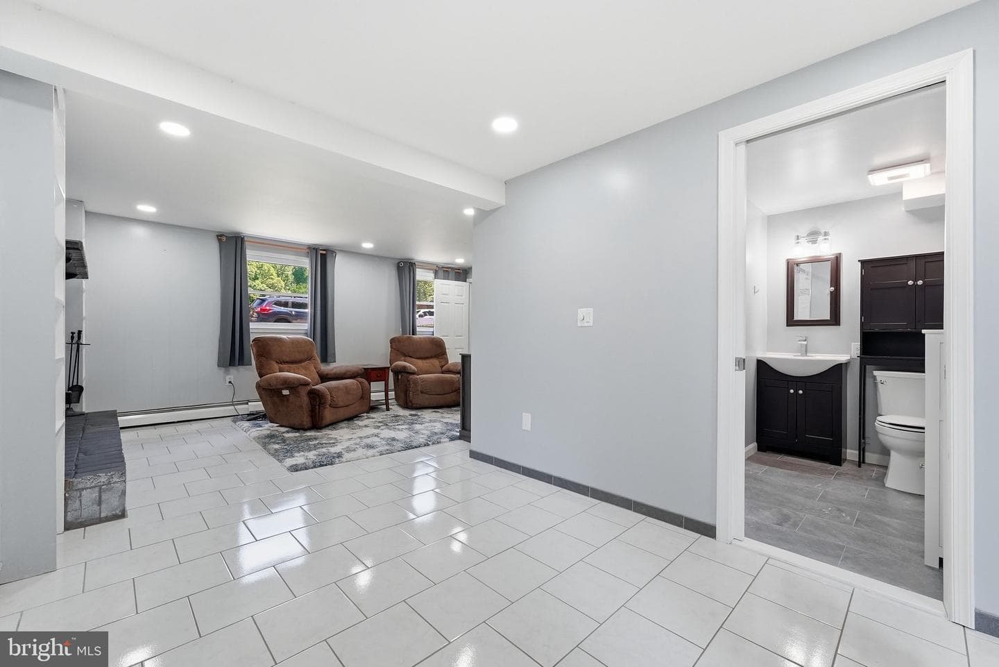 2208 Emporia Street photo 30