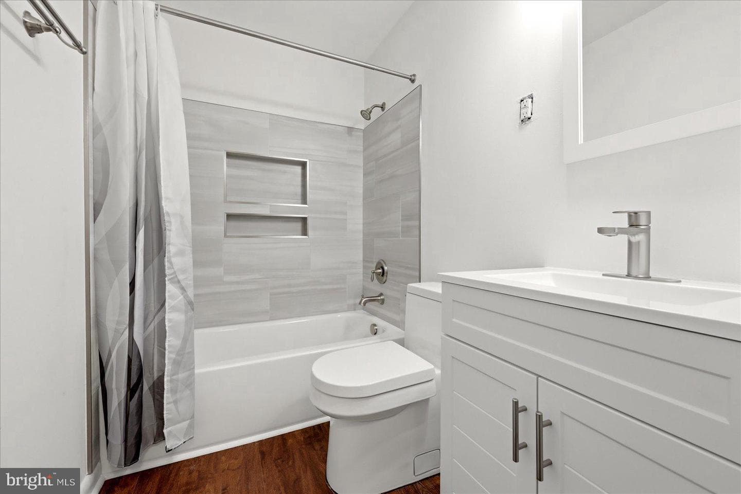14802 Dodson Drive photo 10