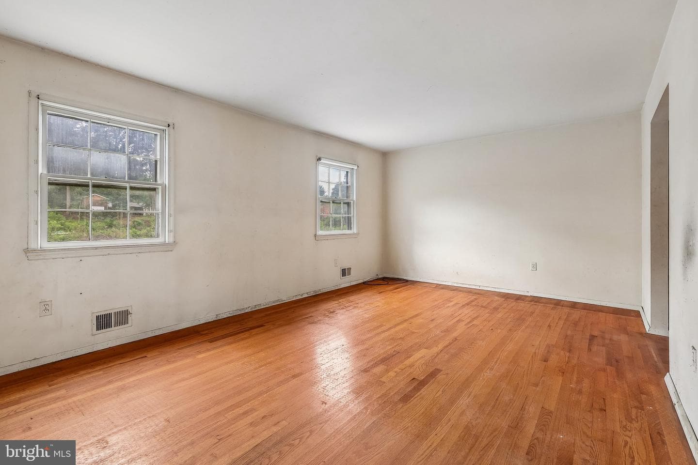 14447 Village Drive photo 14