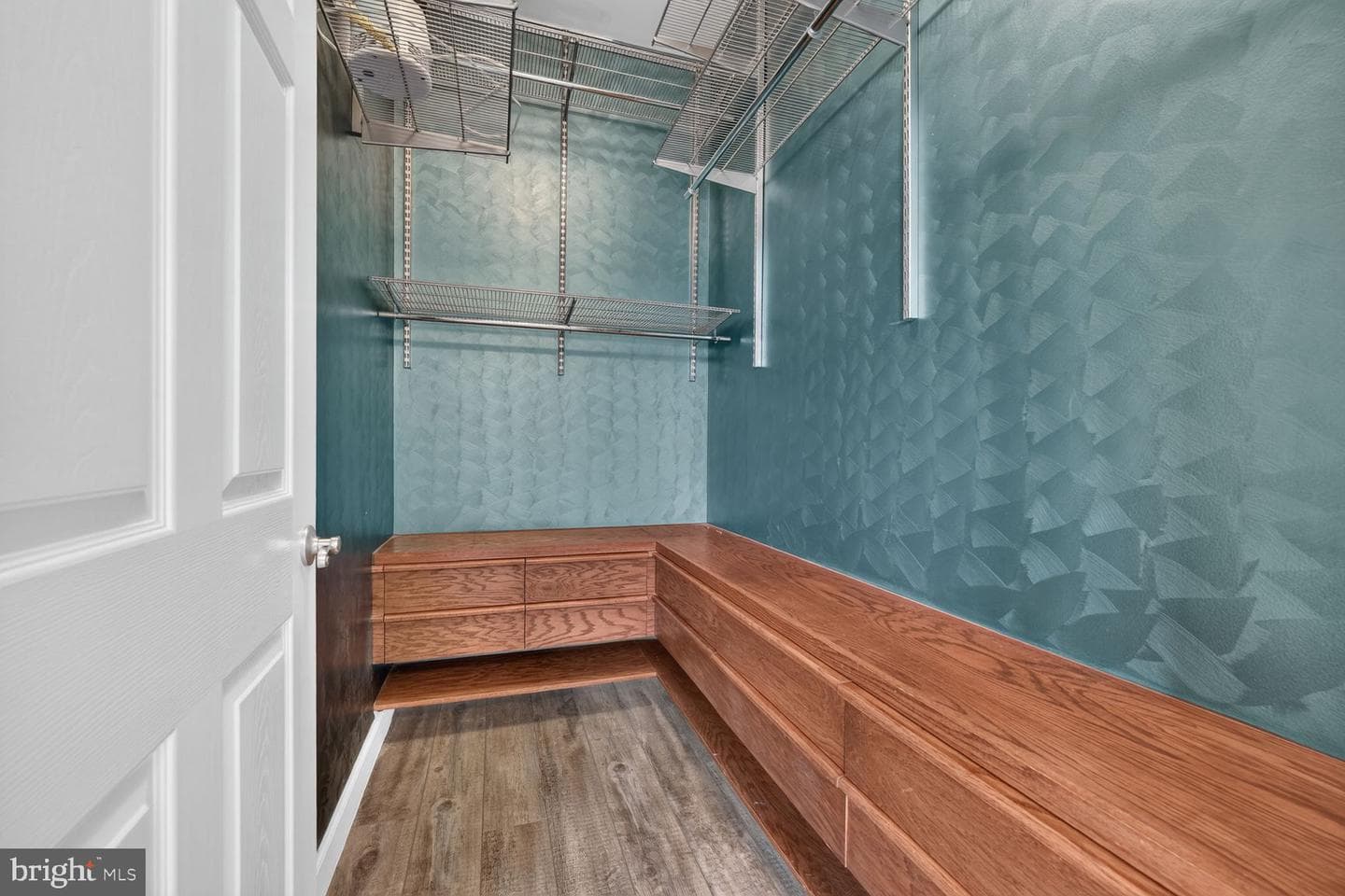 810 Belmont Bay Drive #204 photo 16