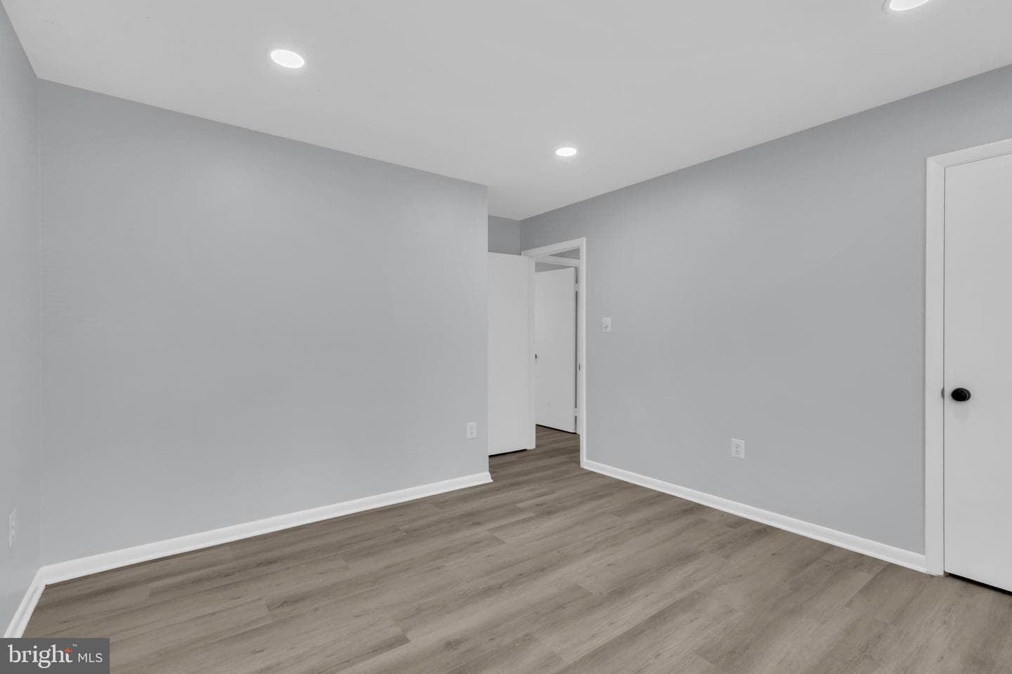 4950 Kirwyn Court photo 18