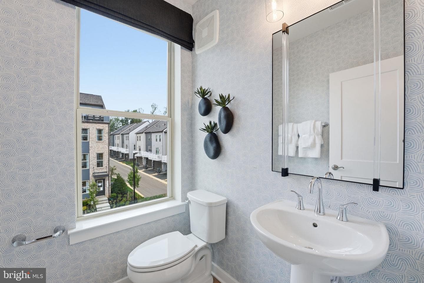 14037 Onyx Street photo 14