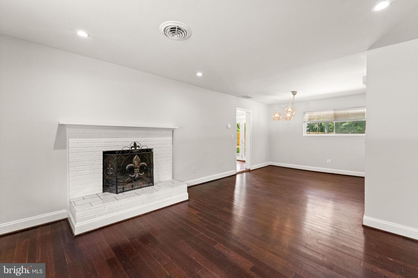 18301 Cabin Road photo 11