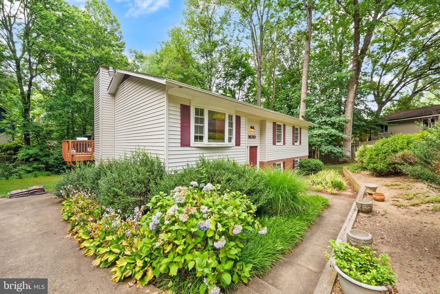 16210 Sheffield Drive photo 43
