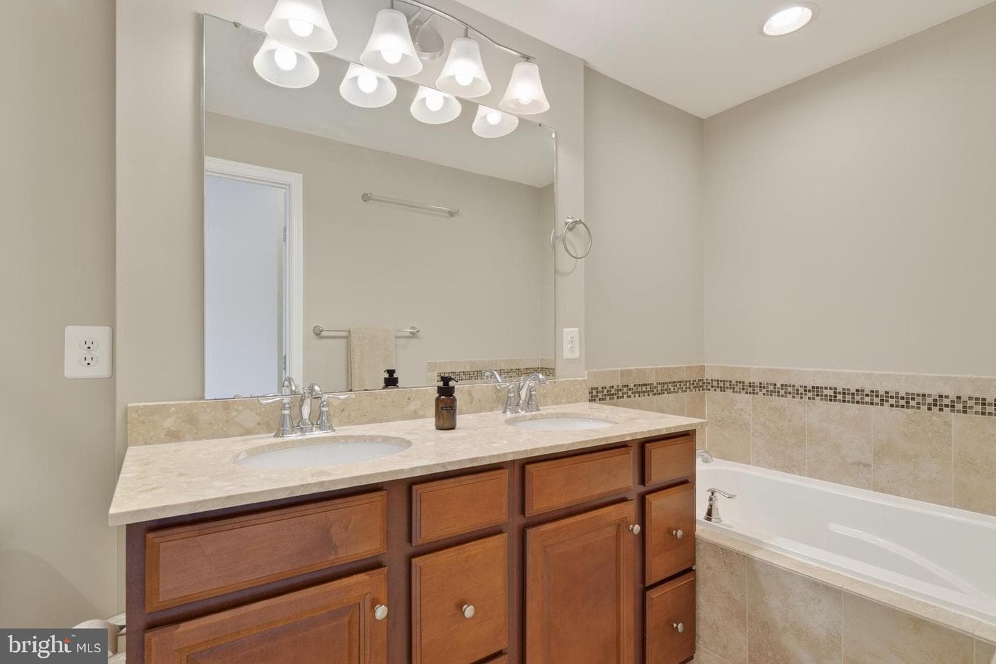 7574 Brunson Circle photo 16