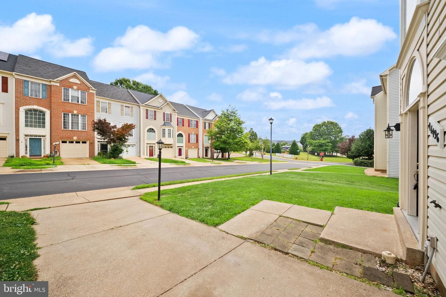 14196 Madrigal Drive photo 4