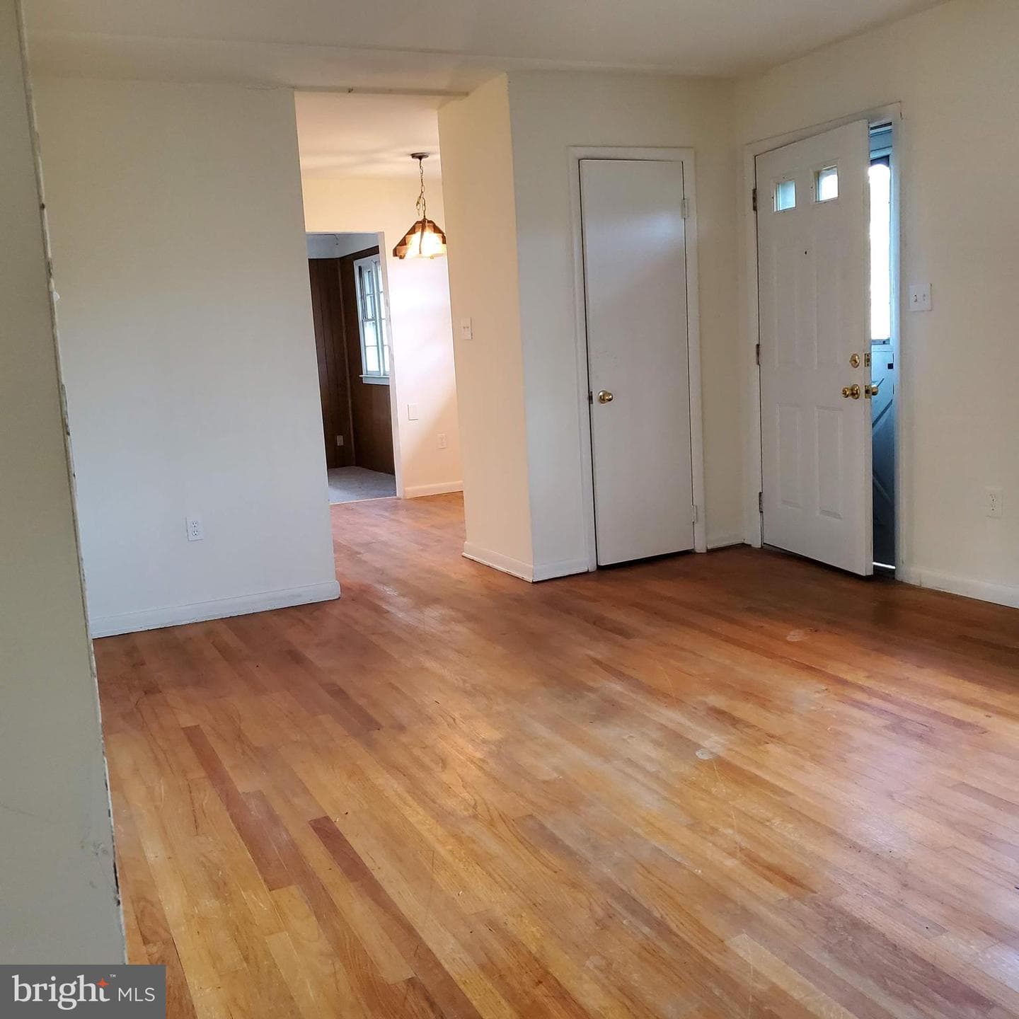 8614 Linton Hall Road photo 5
